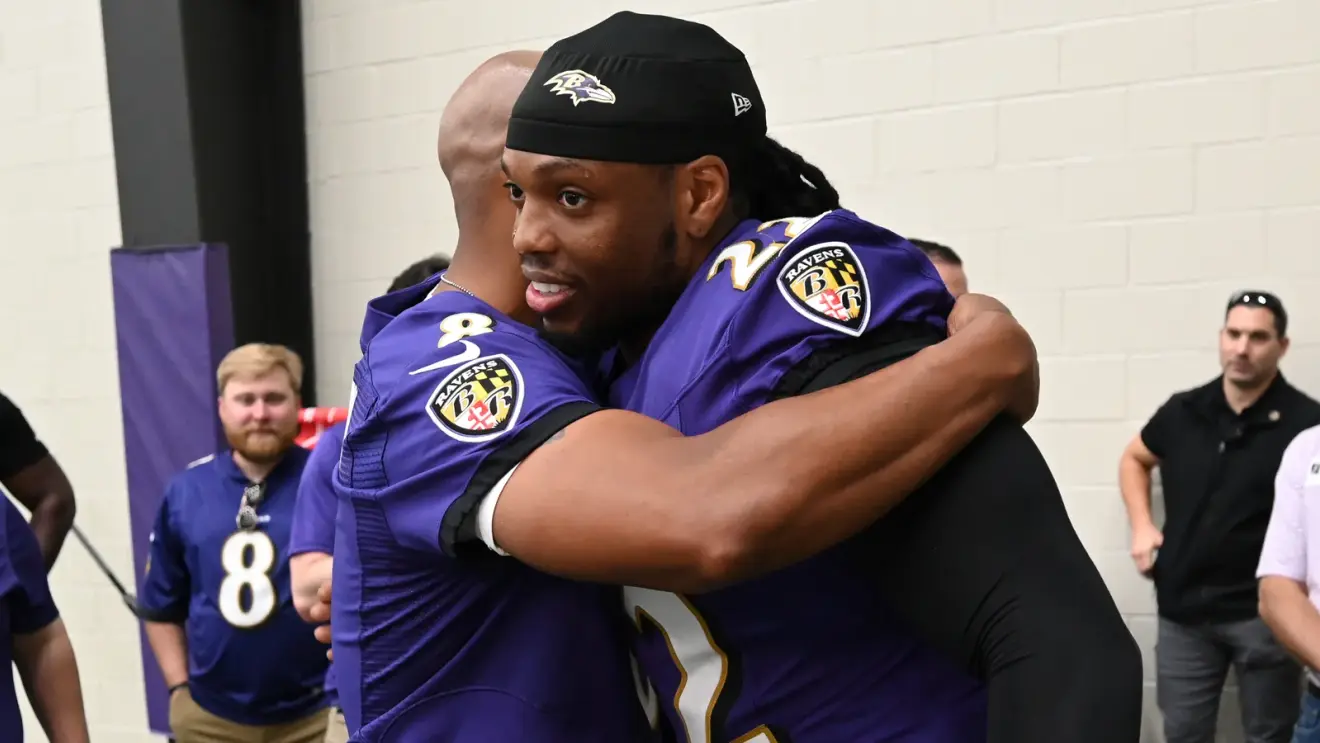 Derrick Henry greeting Governor Wes Moore at Ravens training camp in 2024